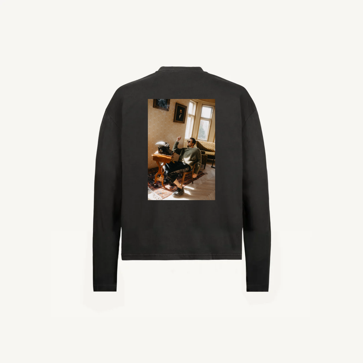 Longsleeve Vintage Black Juraj 02